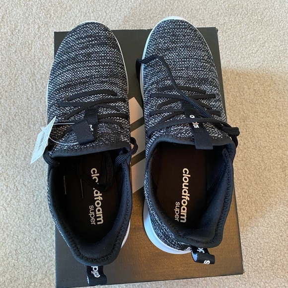 SOLD- Adidas cloudfoam sneakers - Picture 2 of 4